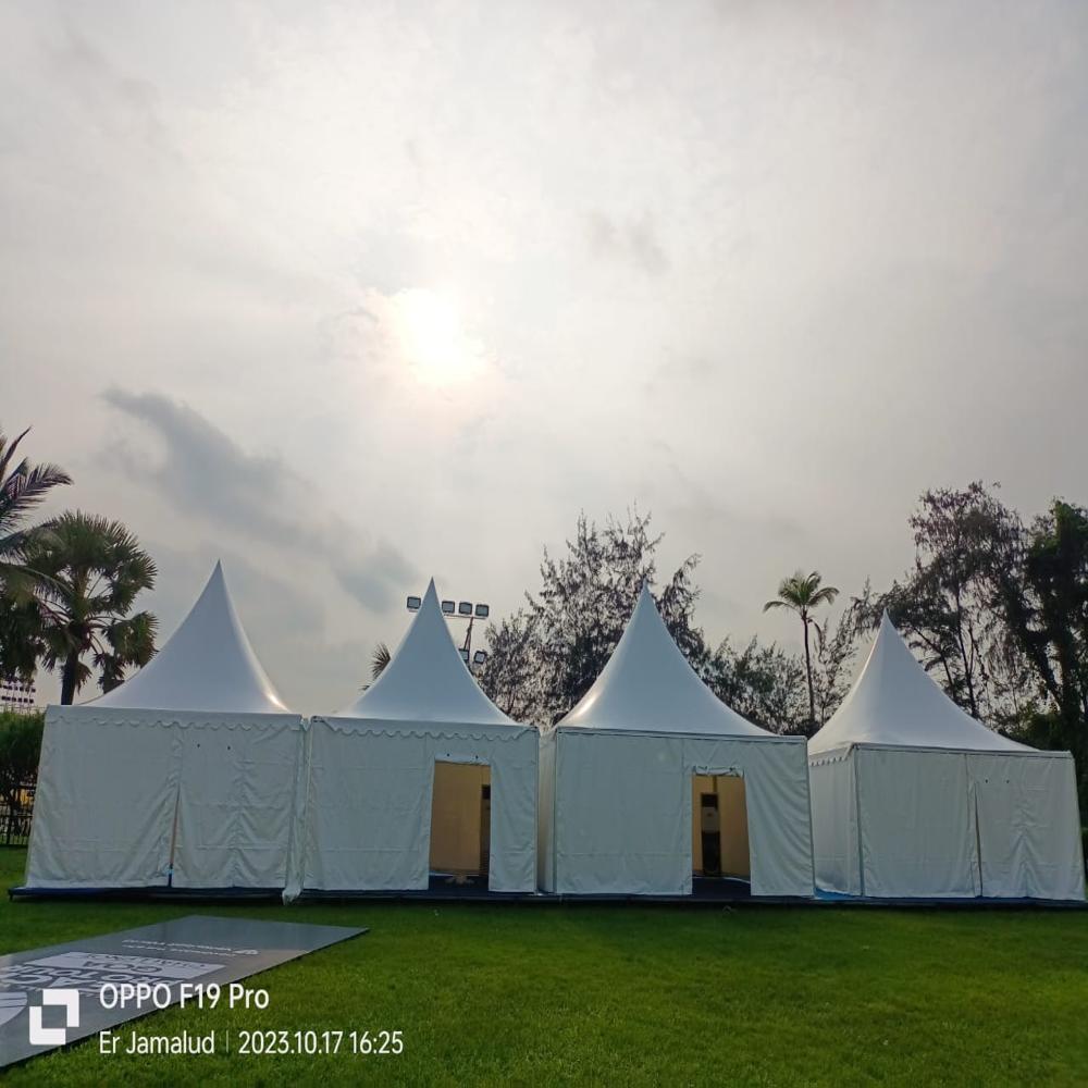 German Pagoda Tent Rental Service - Power Source: Electrical
