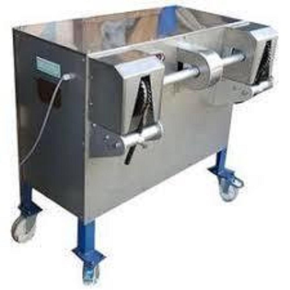 Mariya Coconut Deshelling Machine Double Head - Application: Small Scale Industry