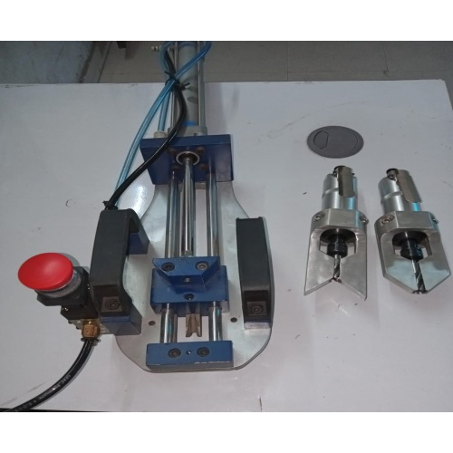 Corner Cleaning Hand Tools Set Pneumatic By Smart Solutions
