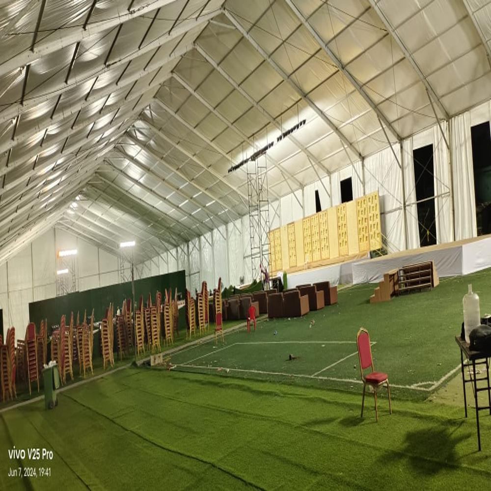 German Hanger With Platform And Carpet Tent Rental Service