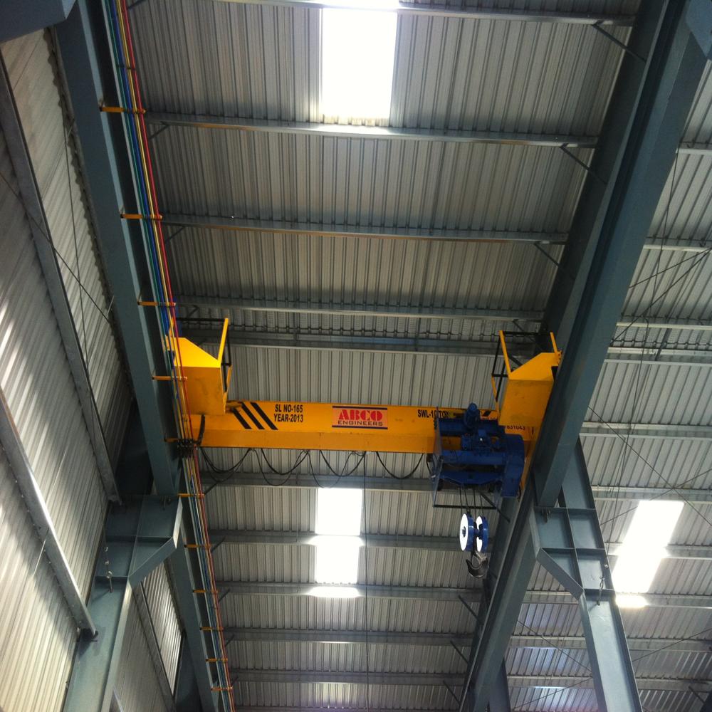 Single Beam EOT Crane Span 20-30 M Max Load Capacity 30-40 Ton