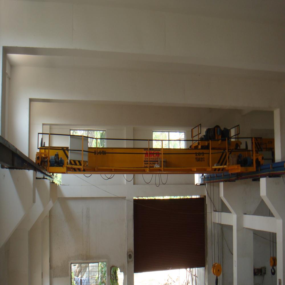 Double Girder Eot Crane With Cabin Operator - Color: Yellow