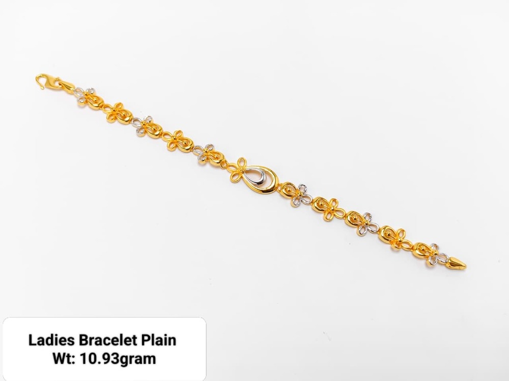22KT New Design Gold Ladies Bracelet Plain