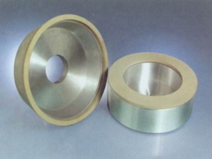 Vitrified grinding wheel
