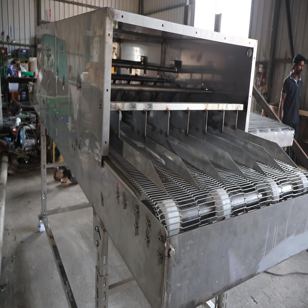 SS 304 Coconut Shell Washing Conveyor