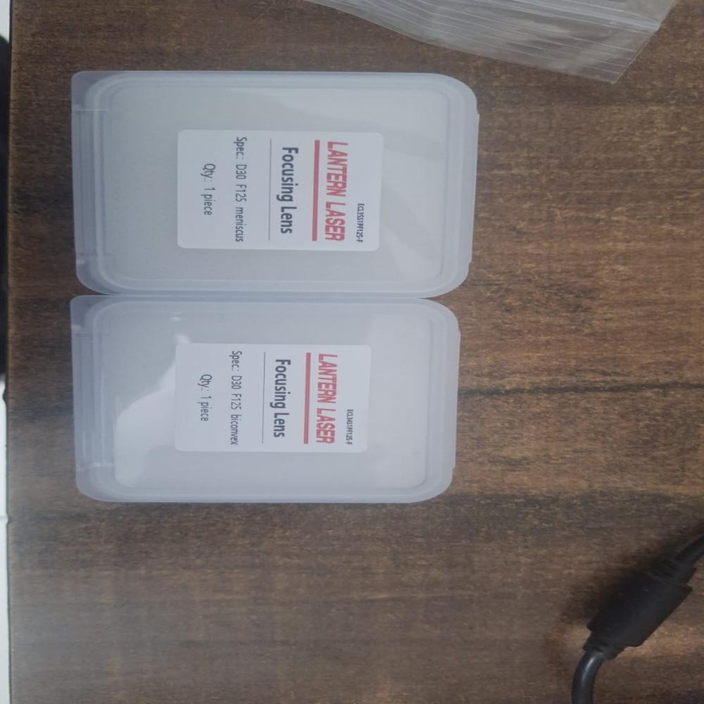 FOCUSING LENS D30F125