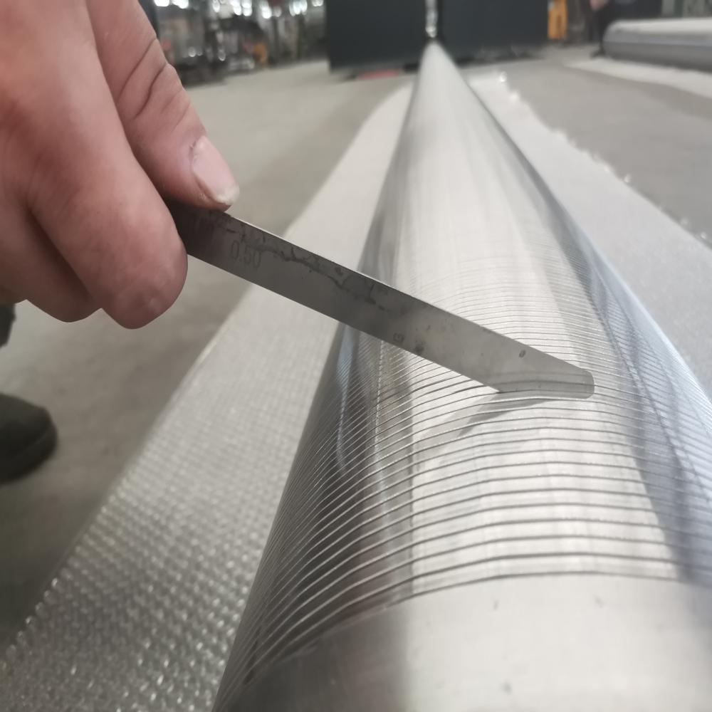 Wedge wire screen/well screen