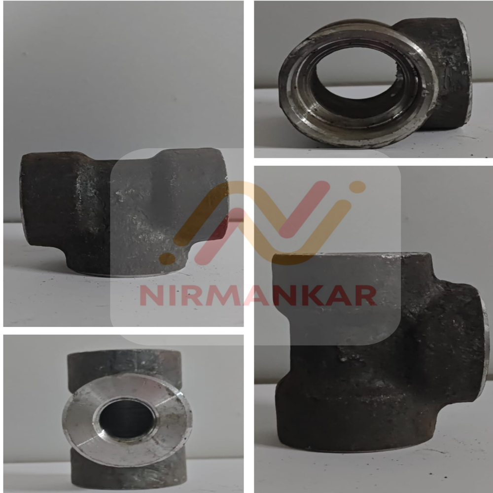 1" X 0.5" Socket Tee