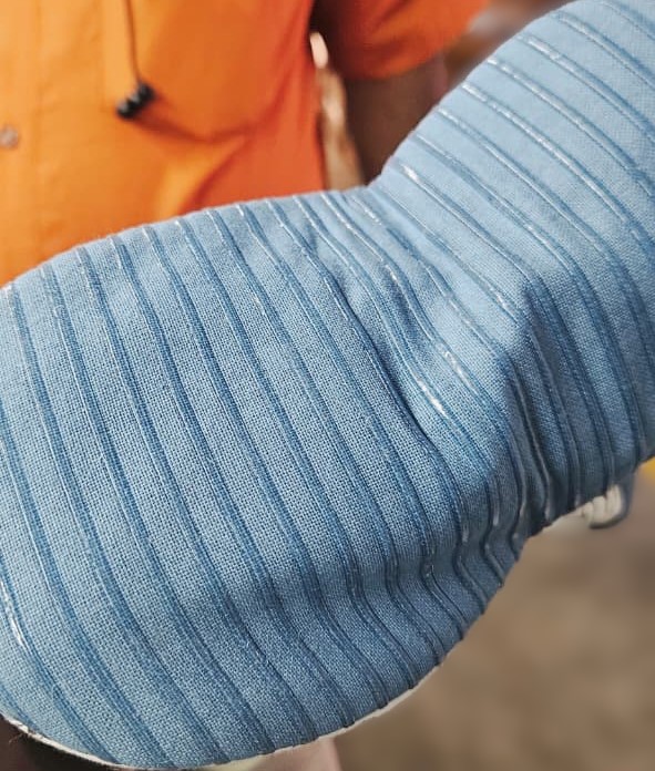 Oven Mitt - Dimension (L*w*h): 20 X 90cm Centimeter (Cm)