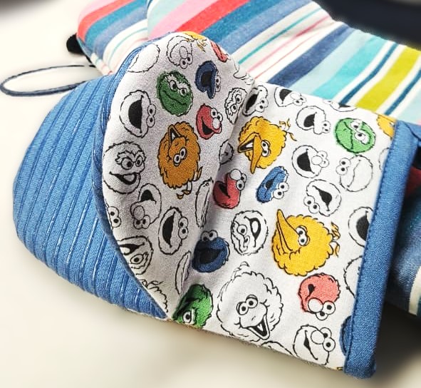 Oven Mitt - Dimension (L*w*h): 20 X 90cm Centimeter (Cm)