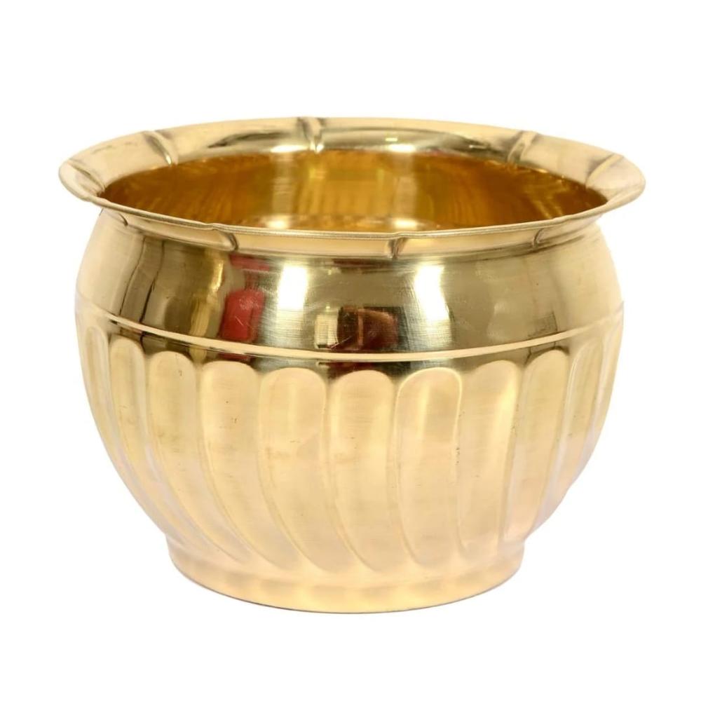 Brass Planter - Color: Golden