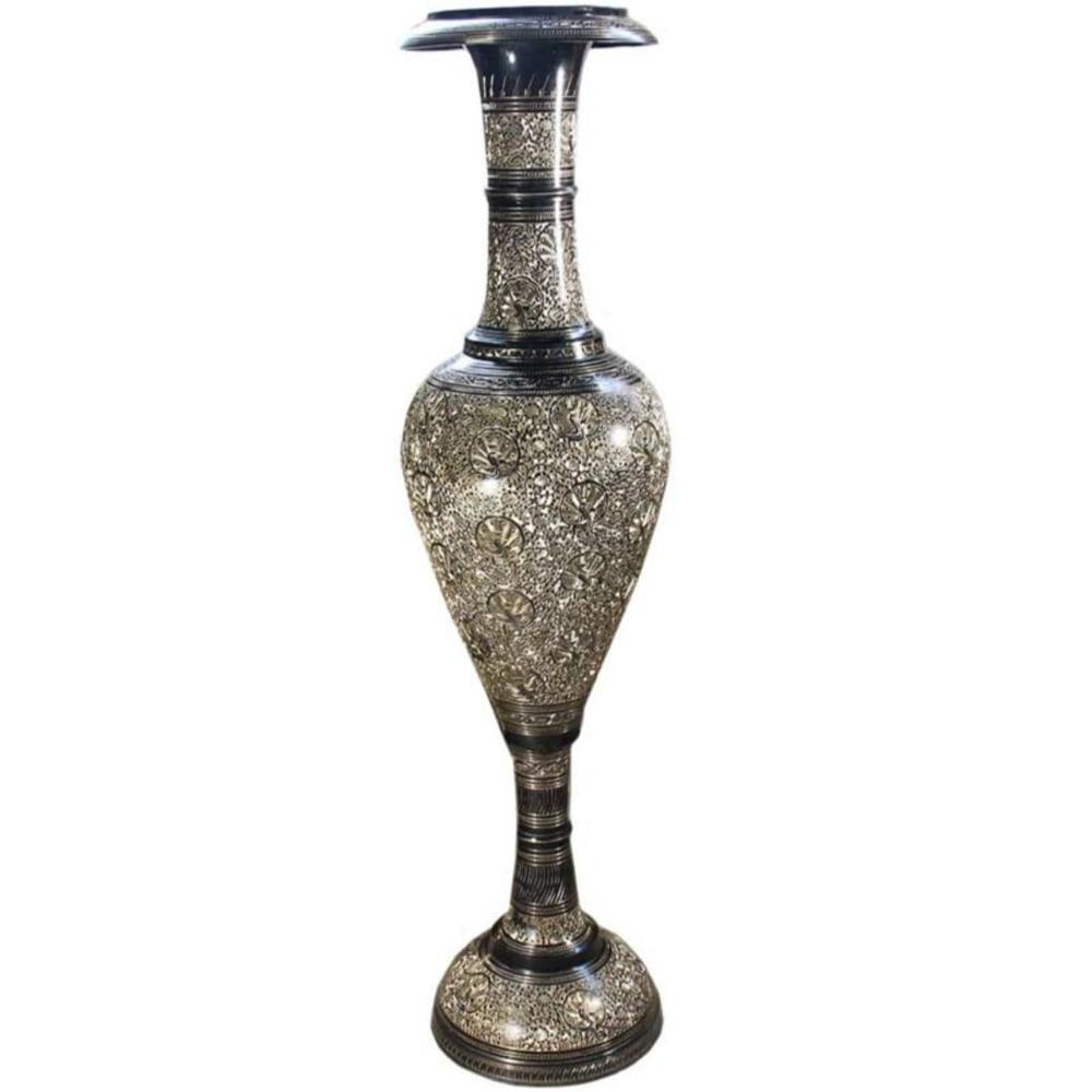 Brass Flower Pot - Color: Golden