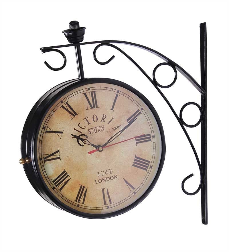 Antique Wall Clock - Color: Golden