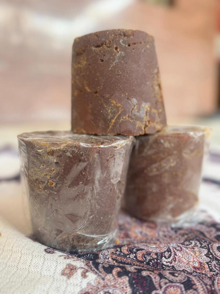 Premium Quality Jaggery - Fineness (%): 99%