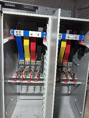 lt distribution panel