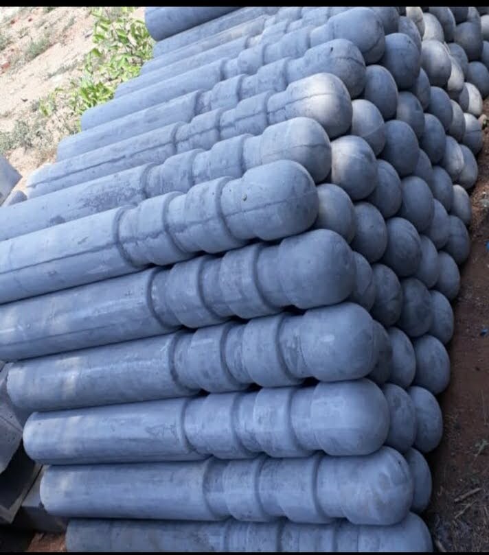 Precast RCC Bollard