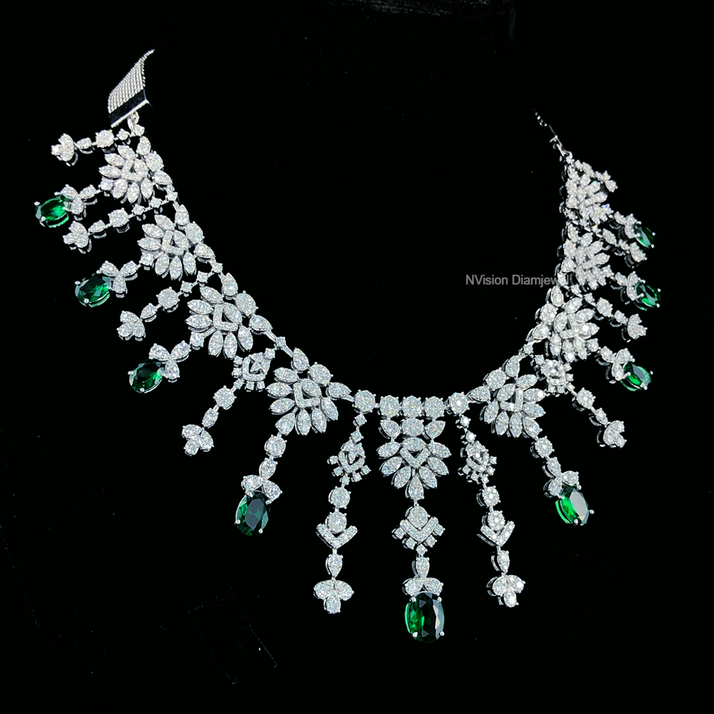 Emerald Grace Natural Diamond Necklace Set 