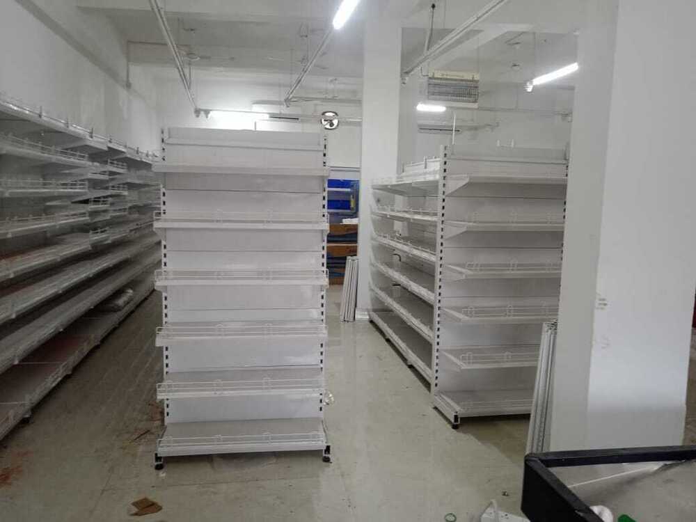 Center Gondola Display Racks