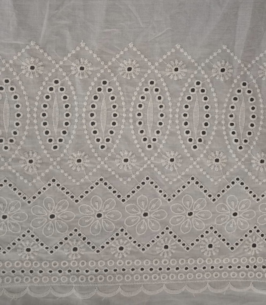 Schiffli Border
