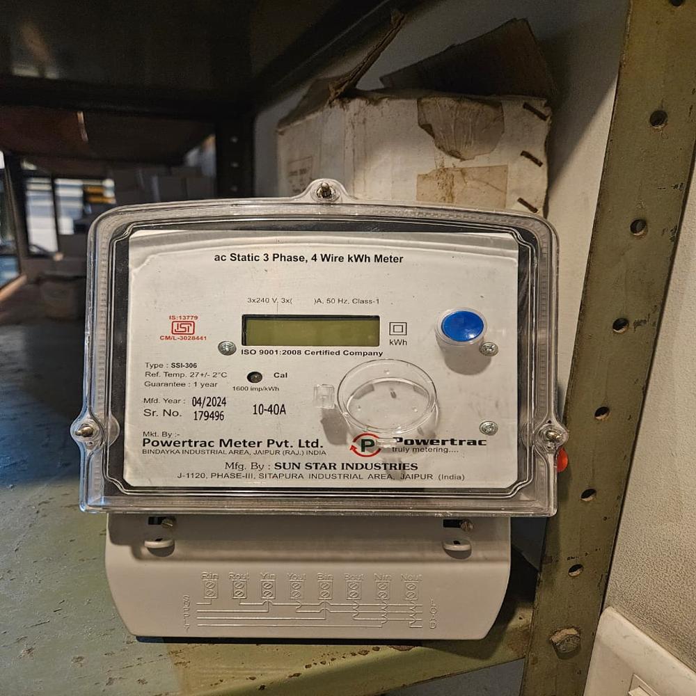 Digital Energy 3phase Meter Normal (10-40 Amp) - Accuracy: Class 1  %