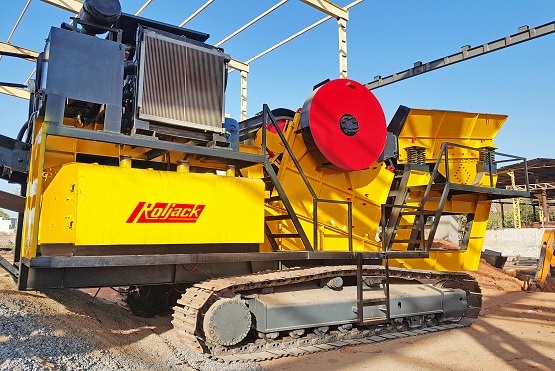 CRAWLER MOUNTED (MOBILE CRUSHER PLANT)