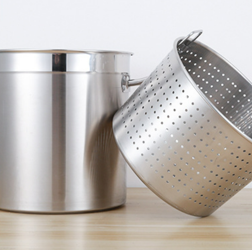 Stainless Steel Kitchen Soup Pot Large Capacity Soup Bucket with Lid/hot pot 