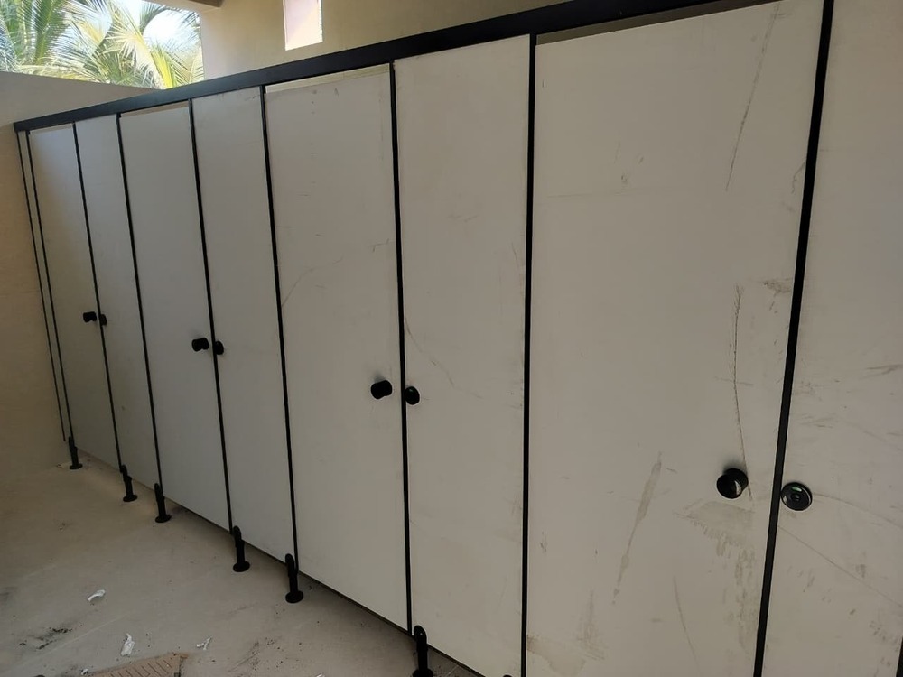 HPL Board Toilet Cubicle