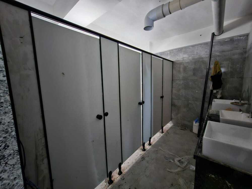 Boilo Sheet Toilet Partition
