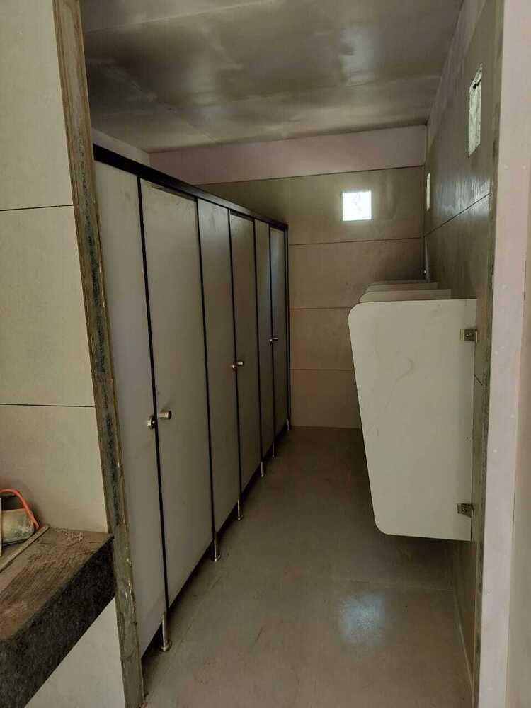 HPL Board Toilet Partition