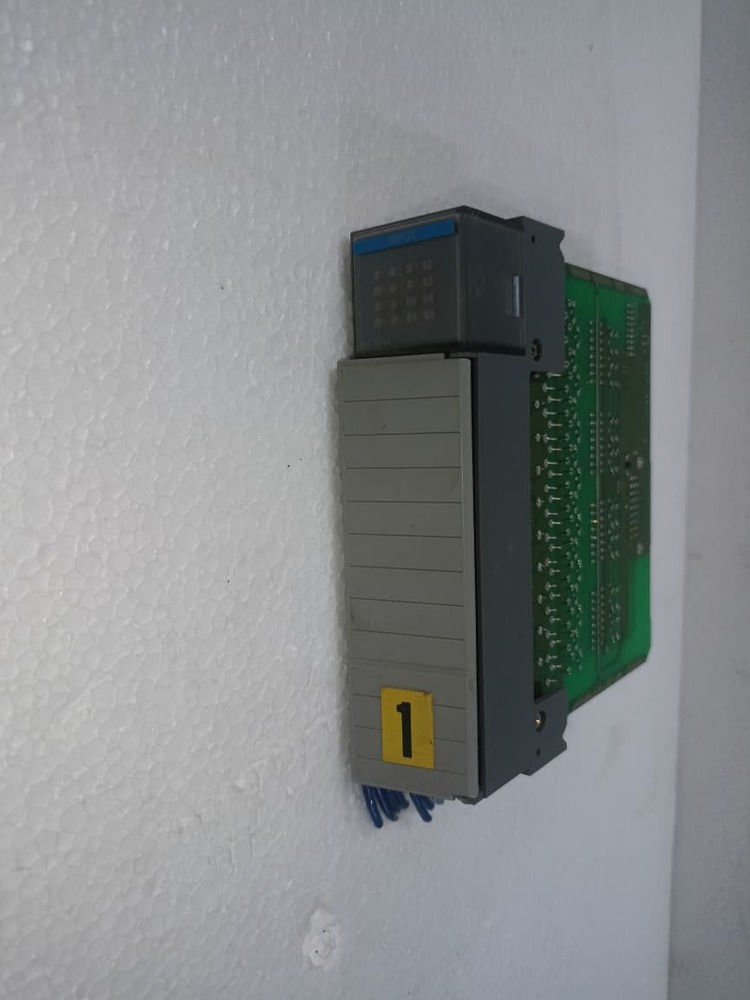 ALLEN BRADLEY 1746-IB16