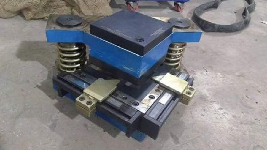 Corner Edge Cutting Sheet Metal Die