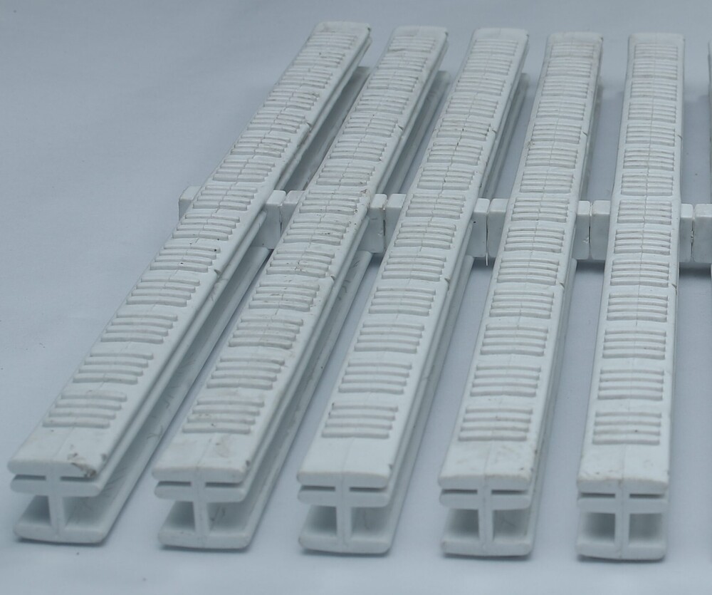 Overflow Channel Grating