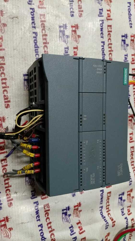 SIEMENS 6ES7 215-1AG40-0XB0 PLC