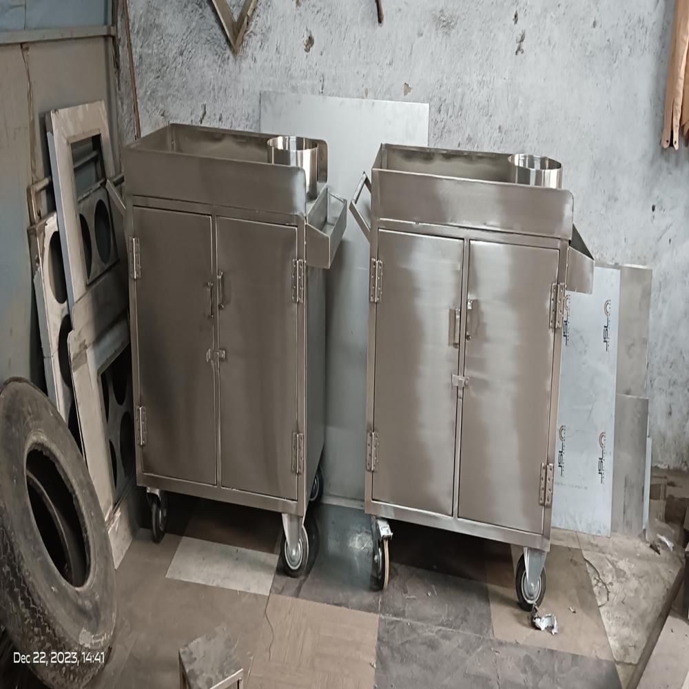 Tea Trolley - Capacity: 100 Kg
