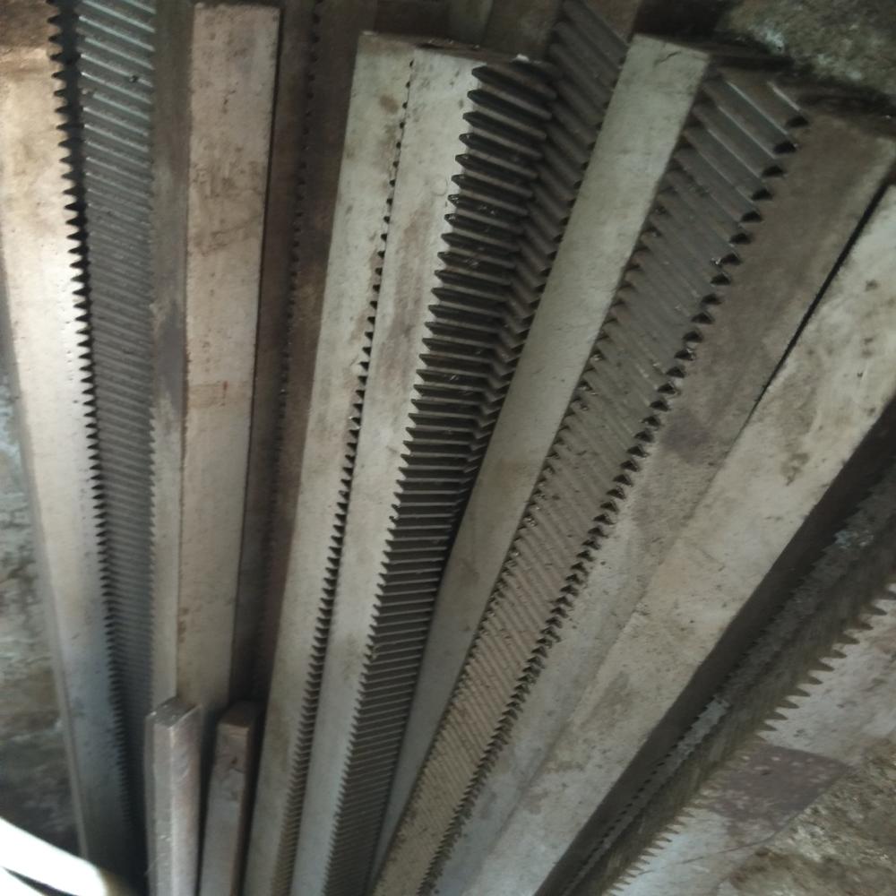 Rack And Pinion - Iron, Standard Size | Silver Finish, Industrial Usage