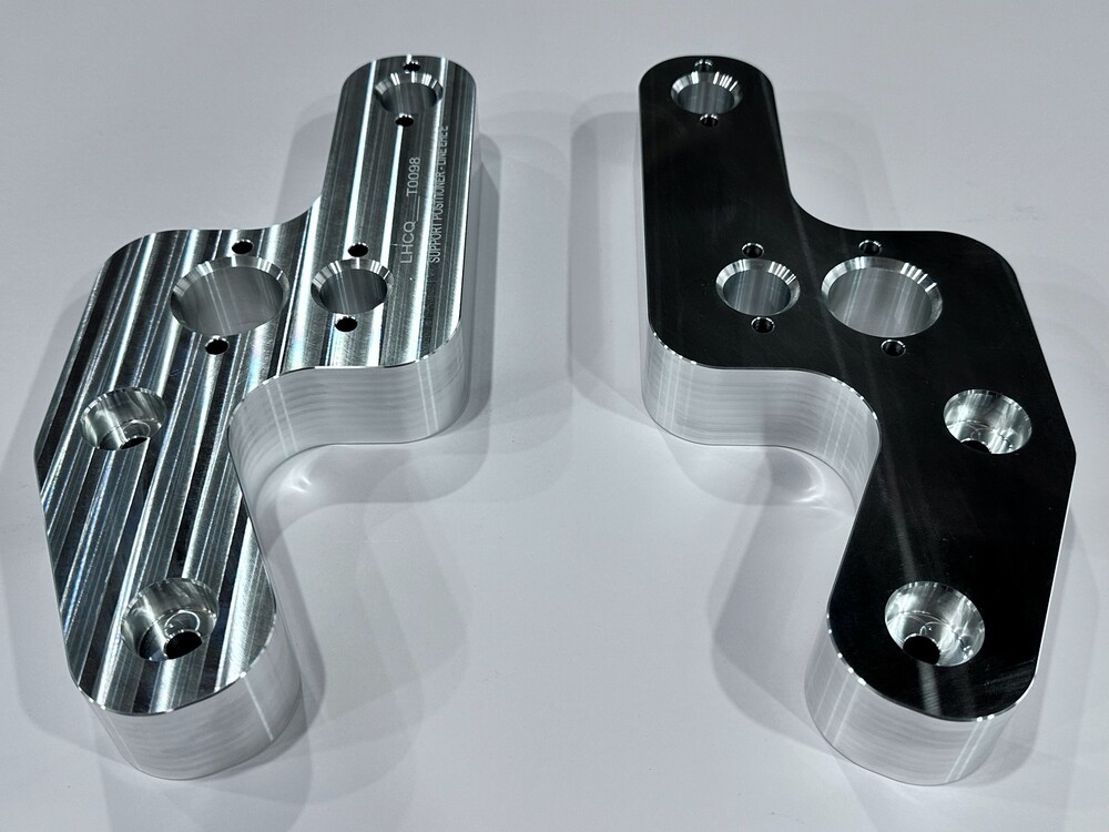 Cnc Machining - Aluminum, Custom Geometries, High Precision | Variable Cutting Speed, Smooth Finish, ±0.01 Mm Tolerance, Cnc Milling Machine