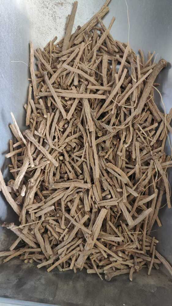 Irani Akar - Color: Light Brown To Yellowish