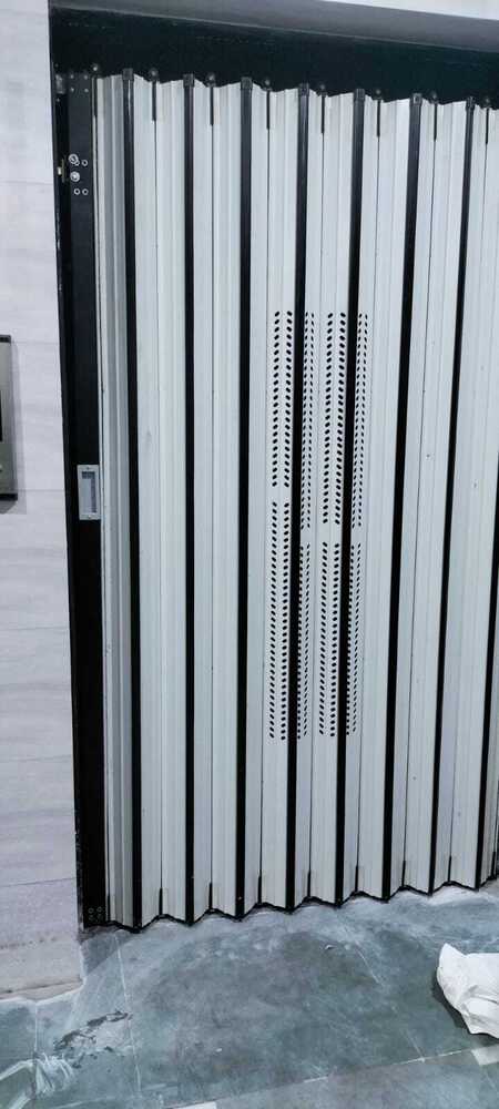 Mannual door lift