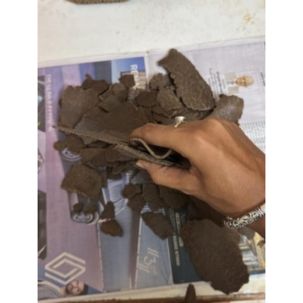 Groundnut Cake Manufacturer - Color: Brown