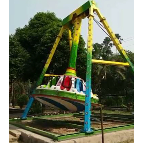 Pendulumn Ride 18x18 feet 12 Seater