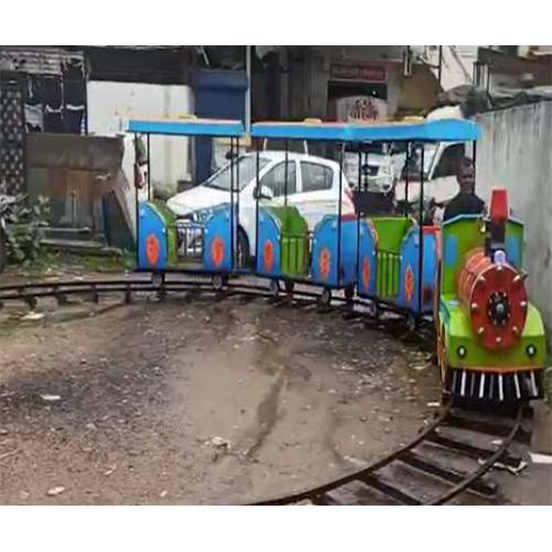 Adult Columbus Ride 20 Feert Height 24 Adult Seater - Area Required: 16 X 10 Meters