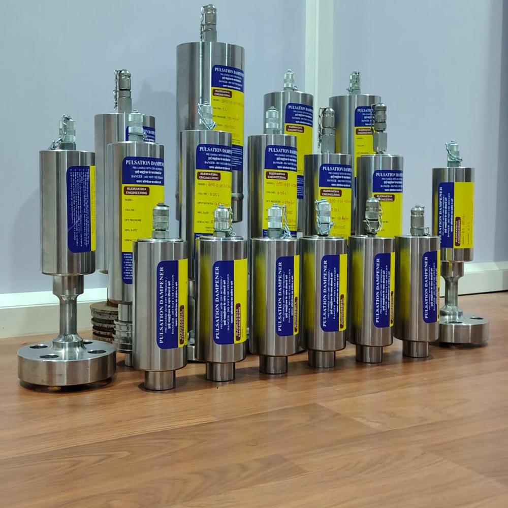 High pressure gas filled pulsation dampener