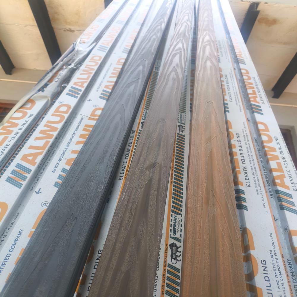 Stylish Timber Partition Tubes for Outdoor & Garden, Exterior Facade & Partition Work