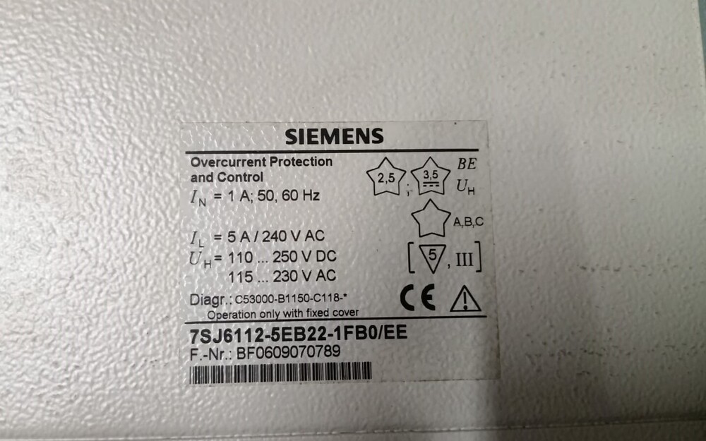 SIEMENS 7SJ6112-5EB22-1FB0/EE OVERCURRENT PROTECTION RELAY