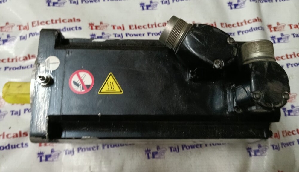 SCHNEIDER BSH1002P11A2A SERVO MOTOR