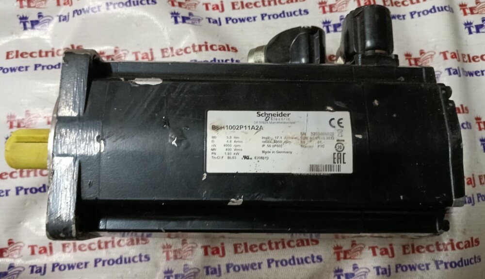 SCHNEIDER BSH1002P11A2A SERVO MOTOR
