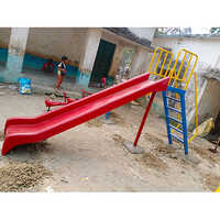 Frp Playground Slides - Capacity: Single Child At A Time Kg/day