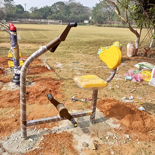 Single Pole Rowing Outdoor Gym Equipment - Capacity: 1 Person Pcs/Hr