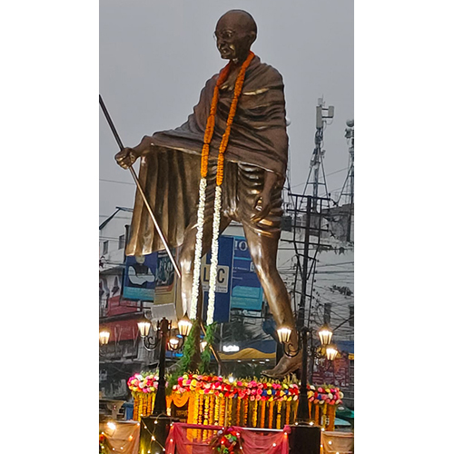 Mahatma Gandhi Statue