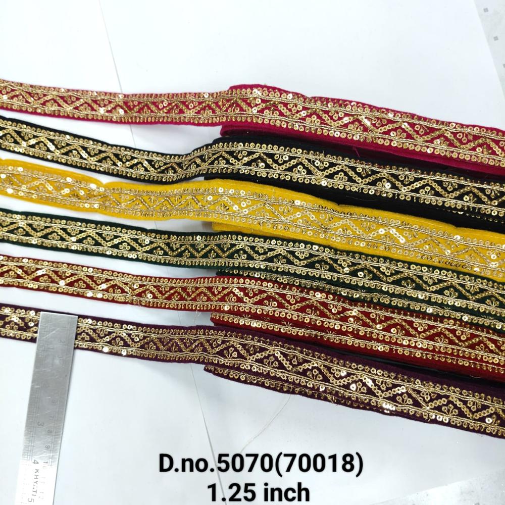 Velvet  Tapeta Lace - Decoration Material: Sequins